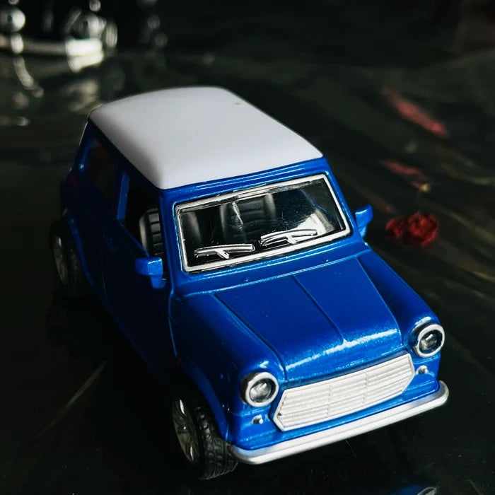 Alloy car model sports car  Children's retro nostalgic vintage alloy retro car model cute cake ornament