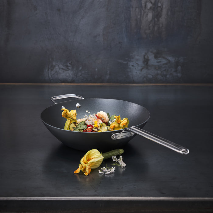 Black Iron Wok 30cm