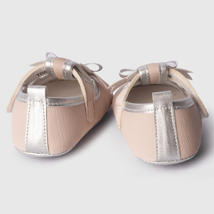 Girls Bow Detail Infant Cream Booties with Elegant Everyday Style