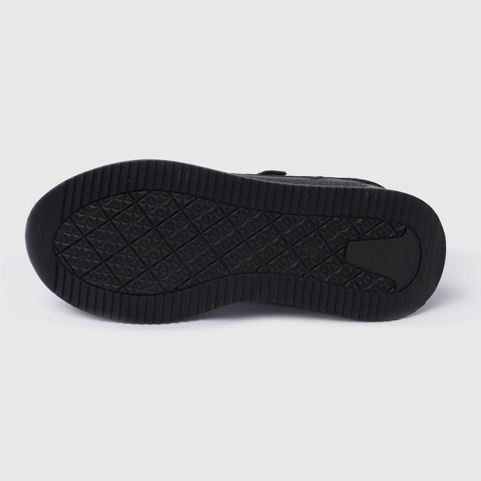 Kids Boys Casual Shoes in Black & Grey with Secure Fit, Mesh Ventilation & Sporty Style