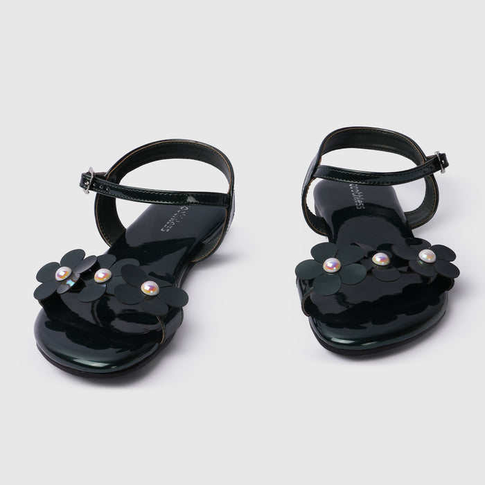 Kids Girls Sandals in Green with Floral Embellishment, Buckle Strap & Cushioned Footbed"