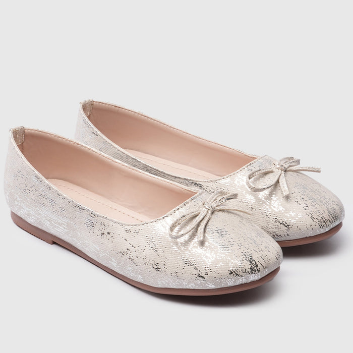Kids Girls Off-White Textured Ballerina Flats with Bow Detail & Flexible TPR Comfort Sole