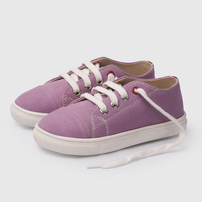 Low-Top Purple Canvas Shoes with Lace-Up Closure