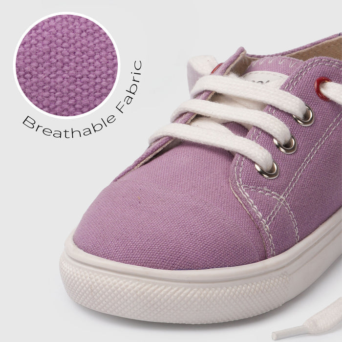 Low-Top Purple Canvas Shoes with Lace-Up Closure